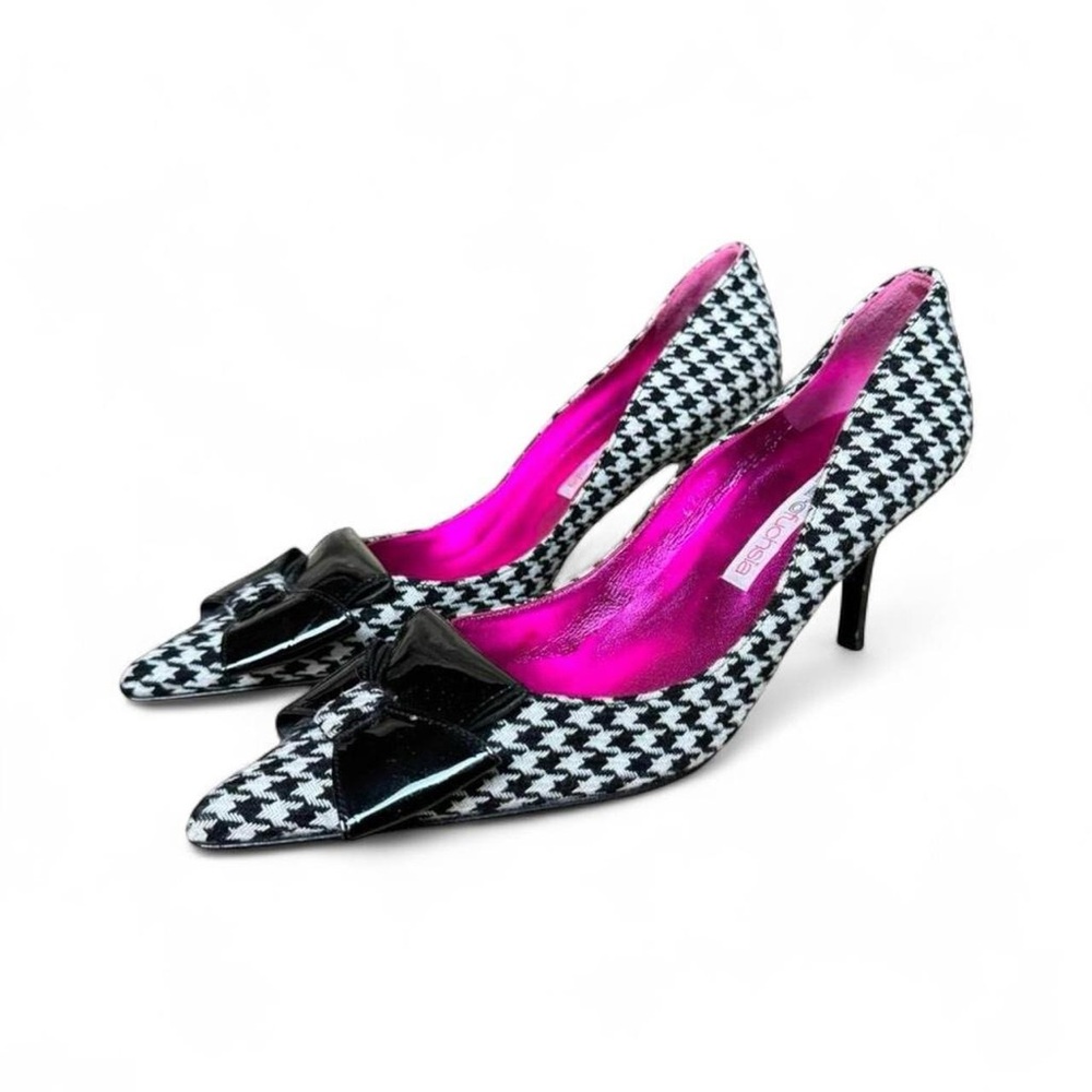 Y2K Emanuel Ungaro diva glam black and white houndstooth wool pointed toe heels